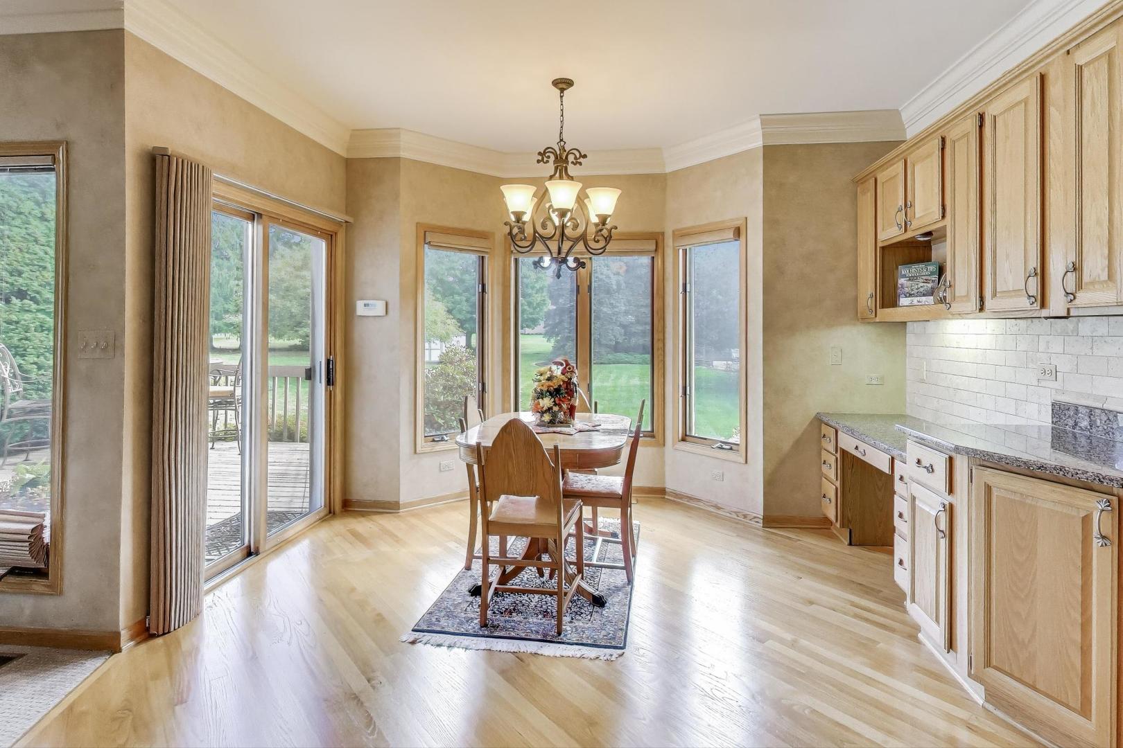 8720 Galleria Court Spring Grove, IL 60081 - Photo 6 of 36