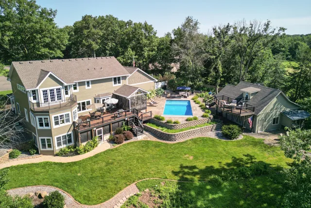 $899,900 | 13905 272nd Avenue Northwest, Zimmerman, MN 55398