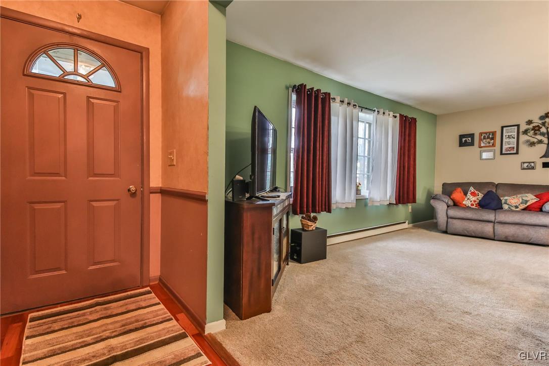 1617 Mine Lane Road Easton, PA 18045 - Photo 5 of 36 Gallery Image 5