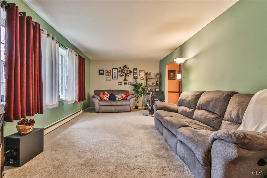 1617 Mine Lane Road Easton, PA 18045 - Photo 7 of 36 Gallery Image 7