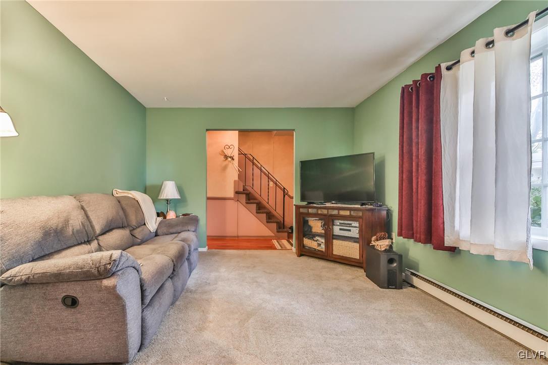 1617 Mine Lane Road Easton, PA 18045 - Photo 8 of 36 Gallery Image 8