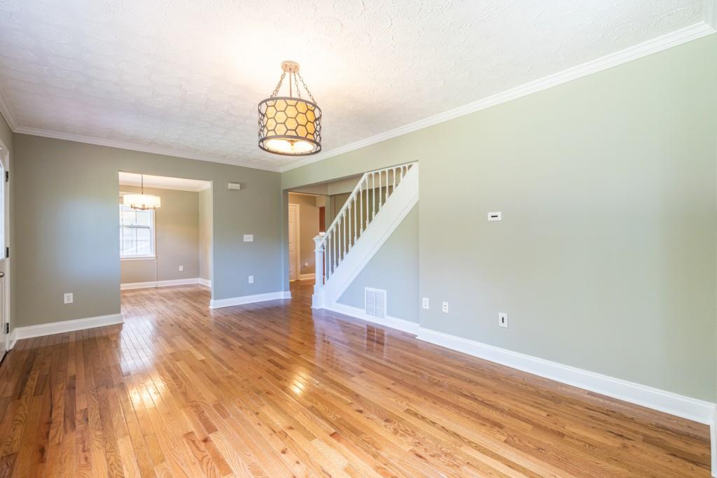 656 Parker Avenue Decatur, GA 30032 - Photo 5 of 43