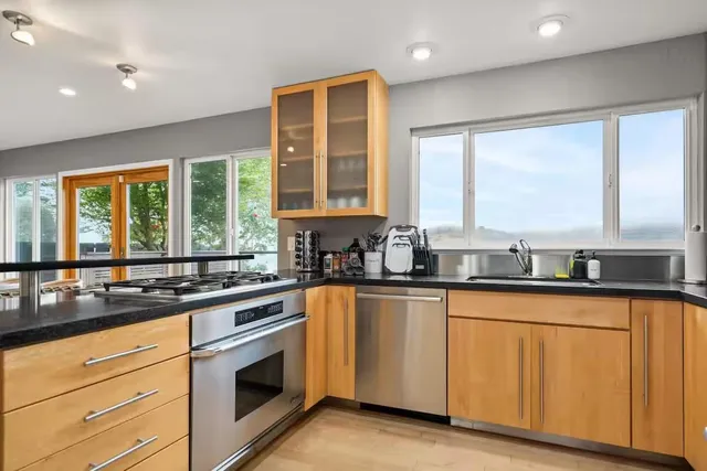 $1,880,000 | 63 Kathleen Court, Pacifica, CA 94044