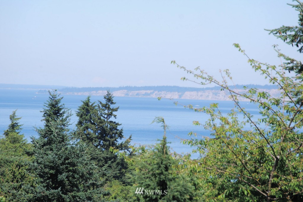 7325 180th Street Southwest Edmonds, WA 98026 - Photo 1 of 22 Gallery Image 1