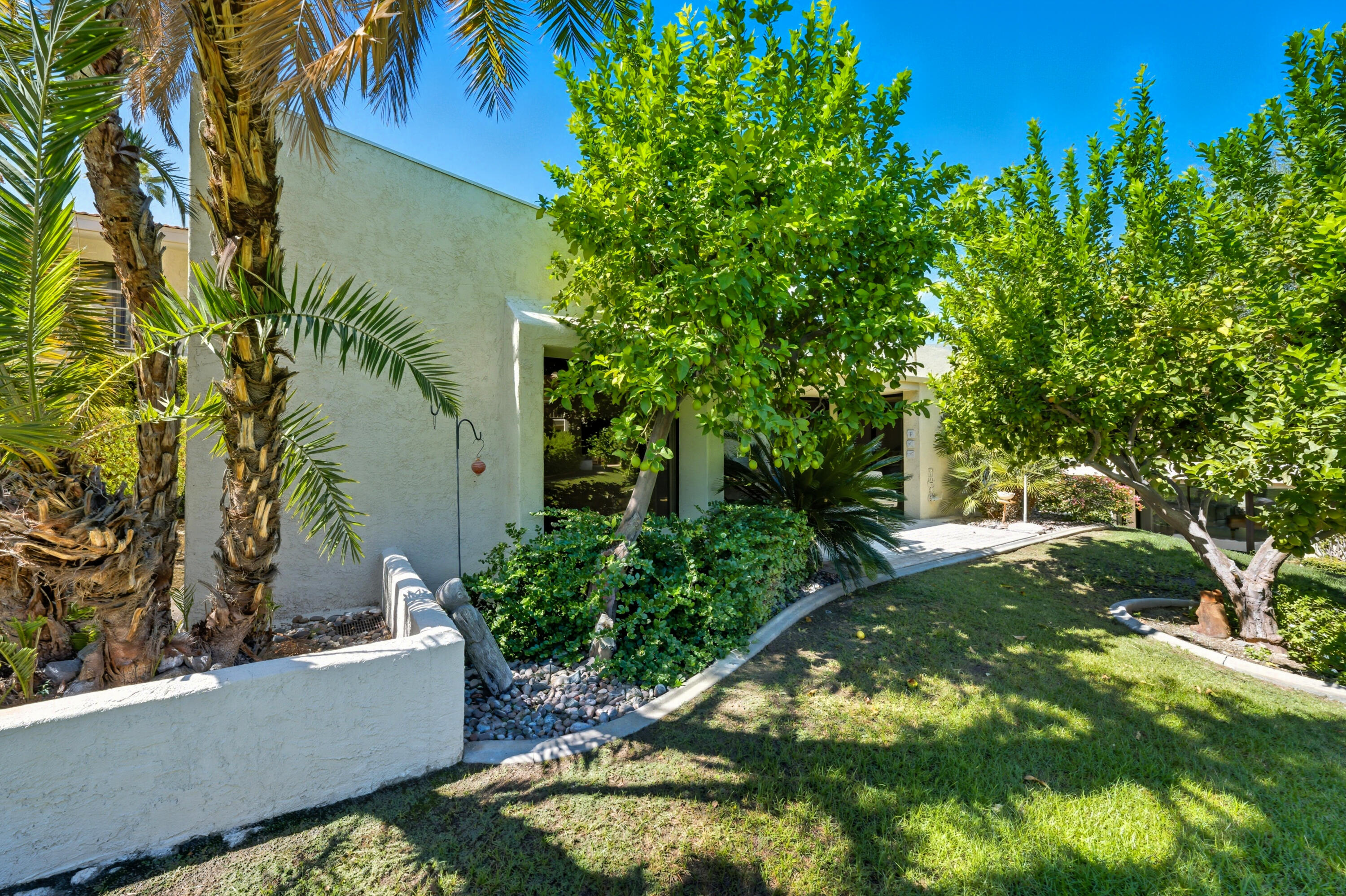 3520 Bogert Trail Palm Springs, CA 92264 - Photo 11 of 45 Photo-11