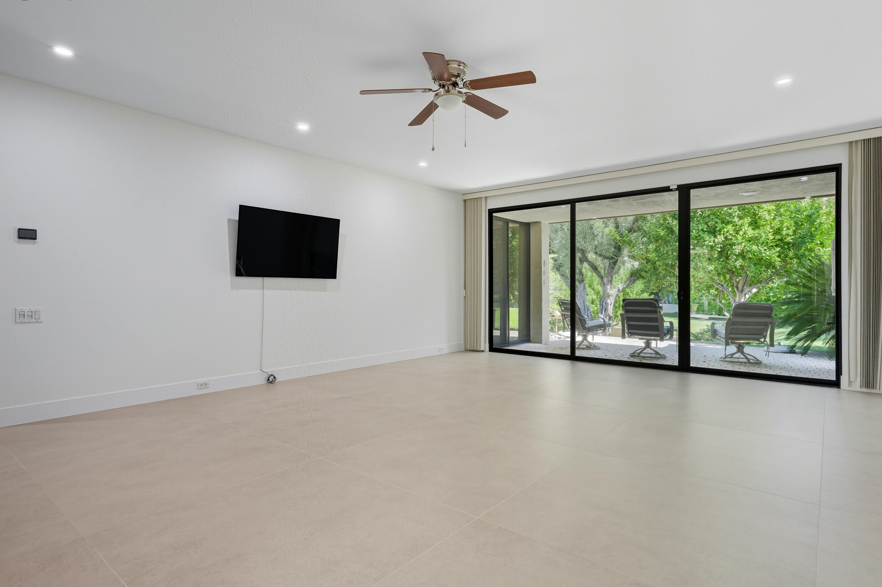 3520 Bogert Trail Palm Springs, CA 92264 - Photo 15 of 45 Photo-15