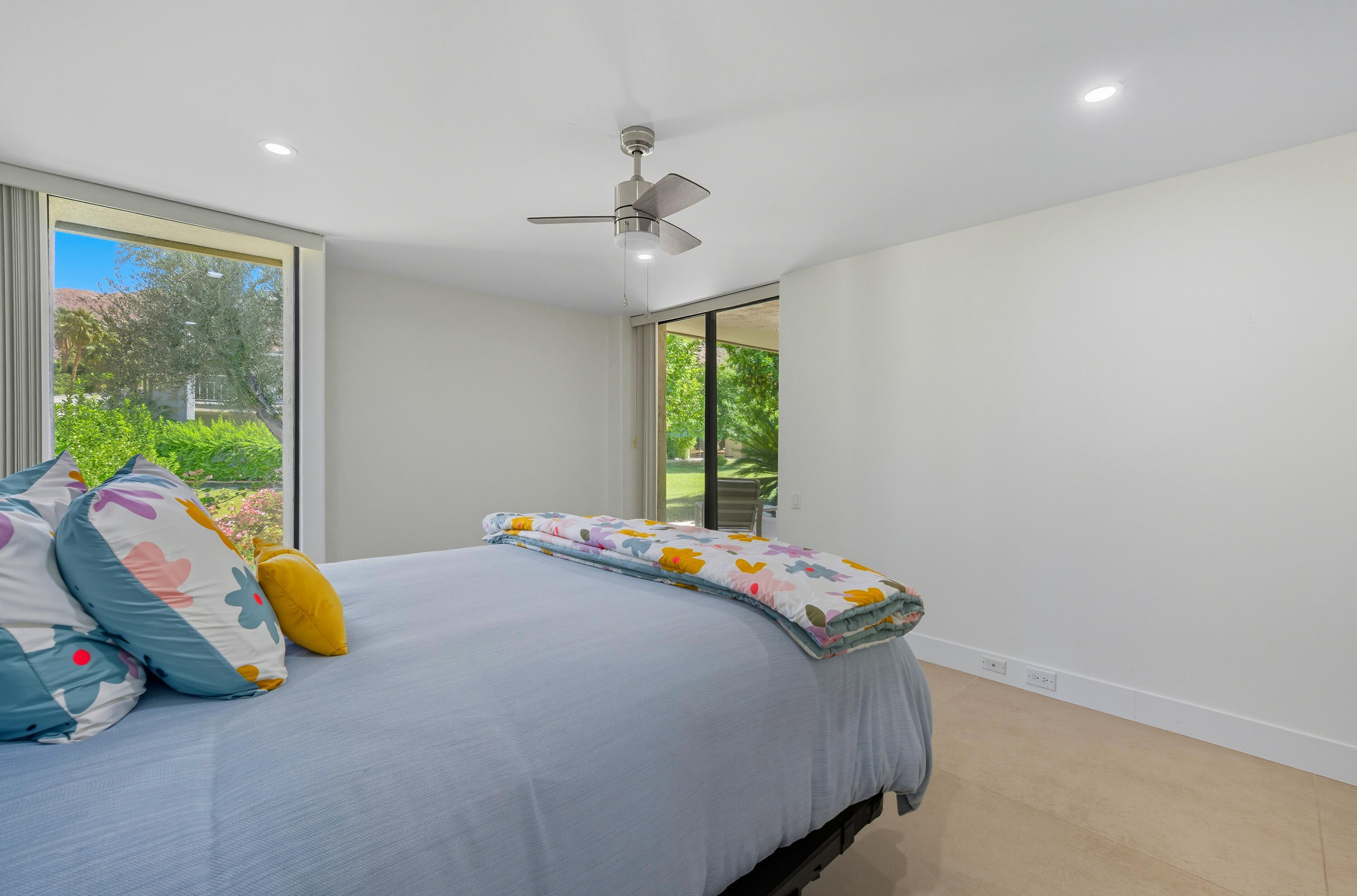 3520 Bogert Trail Palm Springs, CA 92264 - Photo 31 of 45 Photo-31