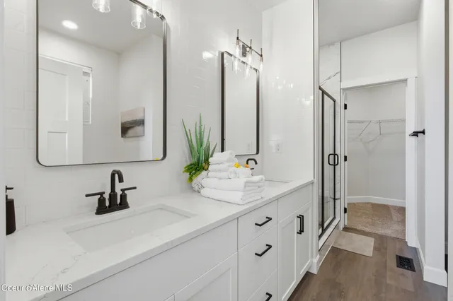 $1,175,000 | 3740 East Sky Harbor Drive, Coeur D'Alene, ID 83814