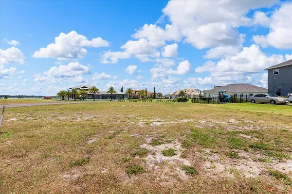 $700,926 | 28 Sawgrass Run, Tavares, FL 32778