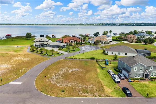 $700,926 | 28 Sawgrass Run, Tavares, FL 32778