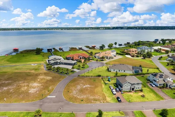 $700,926 | 28 Sawgrass Run, Tavares, FL 32778
