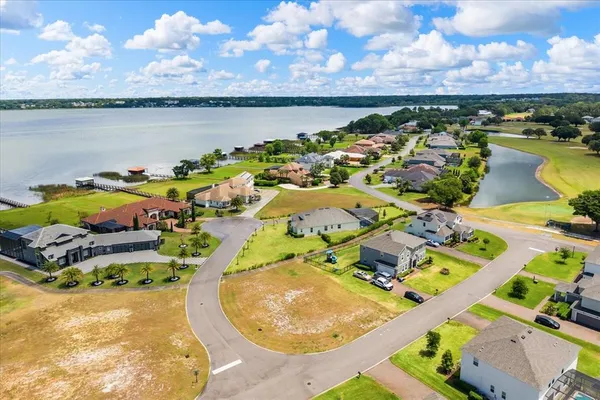 $700,926 | 28 Sawgrass Run, Tavares, FL 32778