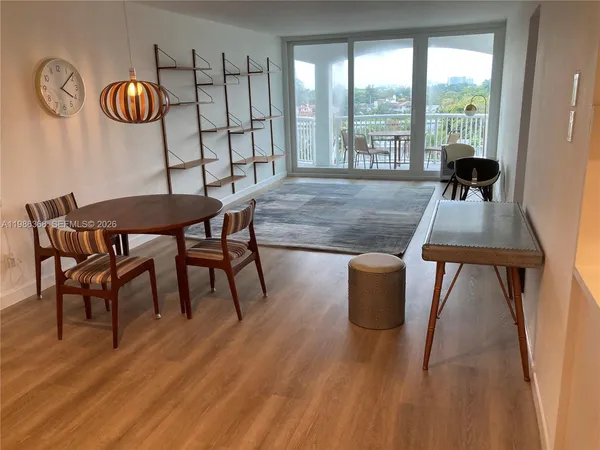$3,950 | 5401 Collins Avenue, Unit 320, Miami Beach, FL 33140