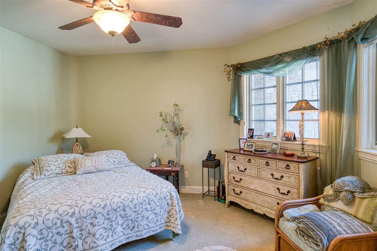 7201 Deepwater Point Road Williamsburg, MI 49690 - Photo 26 of 56 1888030-25.JPG