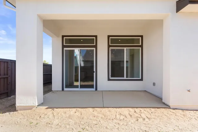 a view of entrance door of the house
