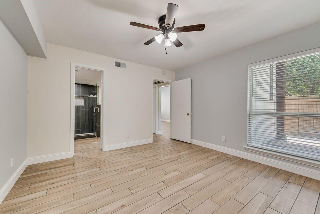 219 West Rochelle Road Irving, TX 75062 - Photo 15 of 29