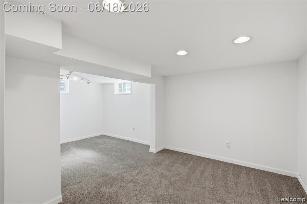 3829 West Auburn Road Rochester Hills, MI 48309 - Photo 19 of 24
