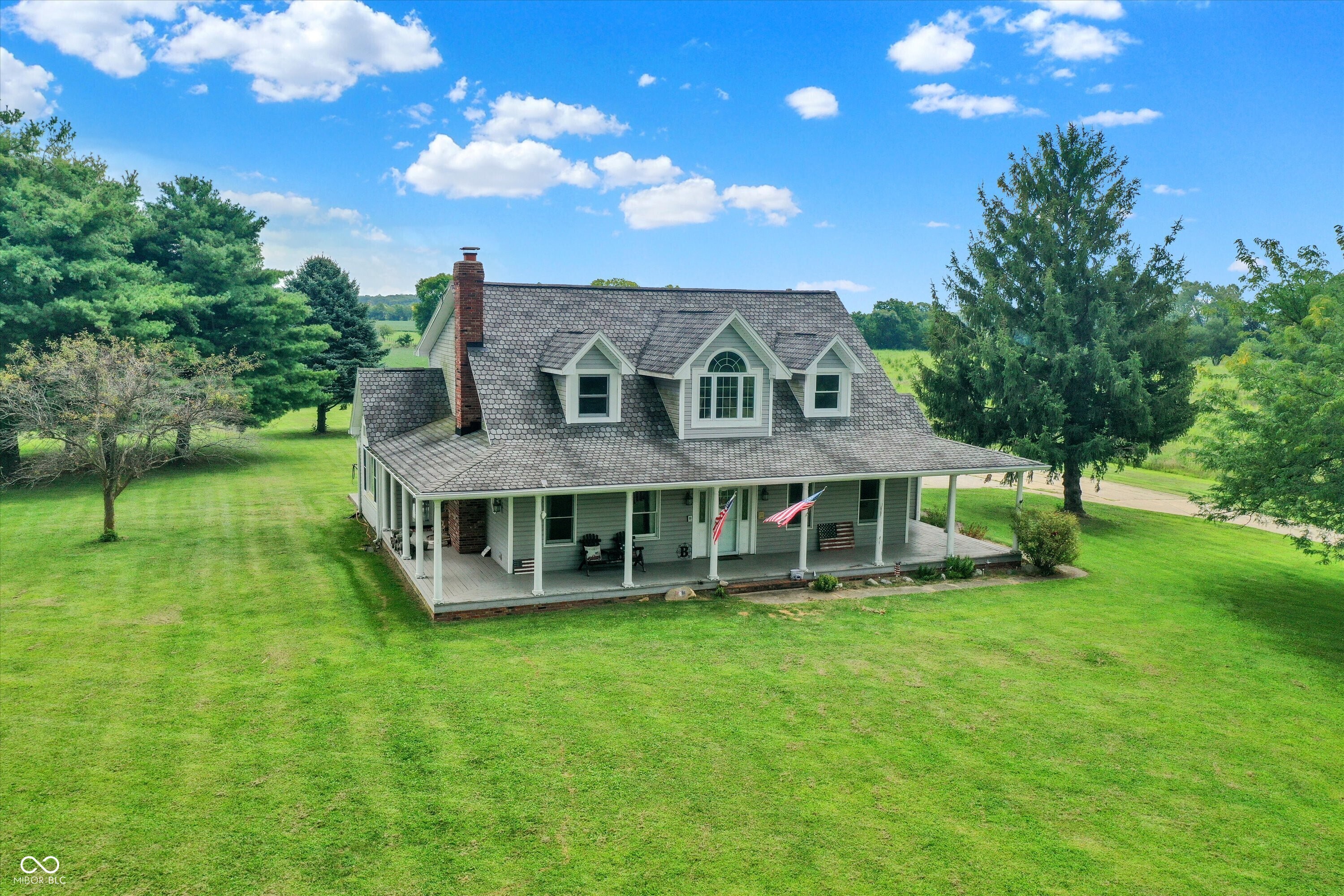 4445 North 225th Street West Franklin, IN 46131 - Photo 3 of 51