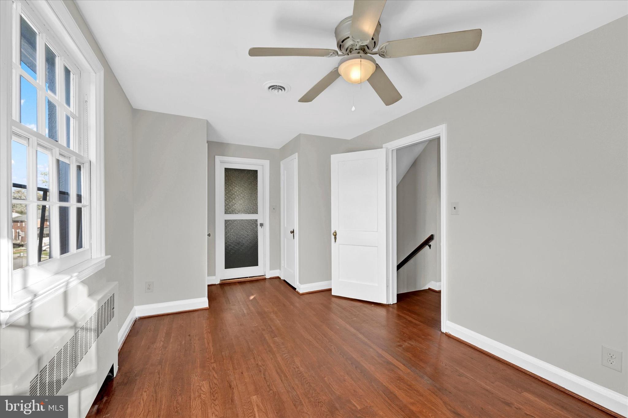 724 West Hills Road Baltimore, MD 21229 - Photo 18 of 42