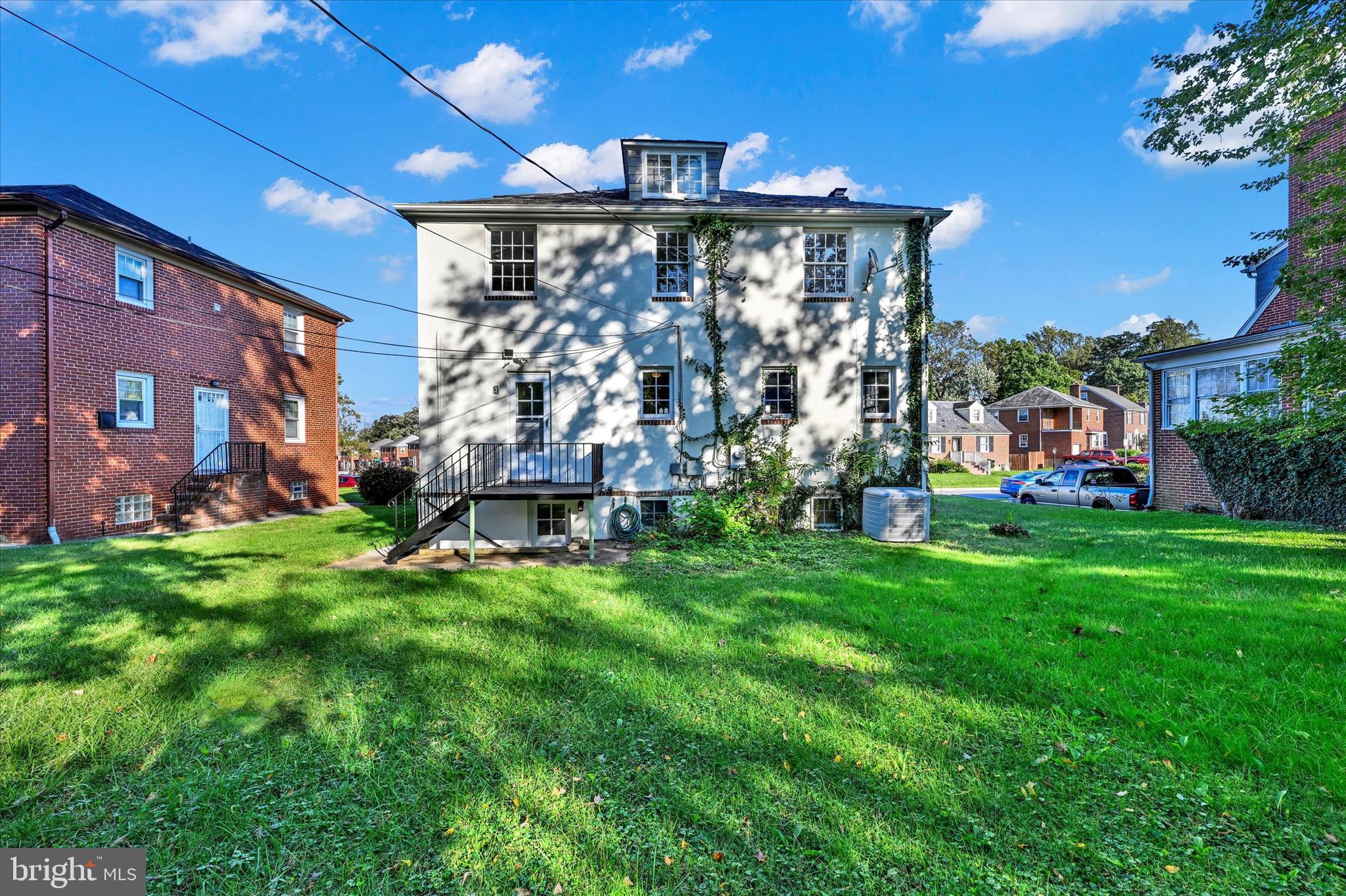 724 West Hills Road Baltimore, MD 21229 - Photo 35 of 42