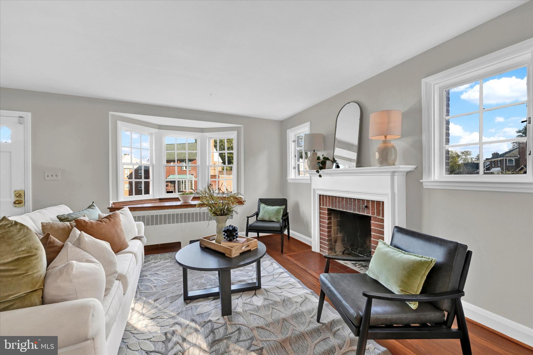 724 West Hills Road Baltimore, MD 21229 - Photo 8 of 42