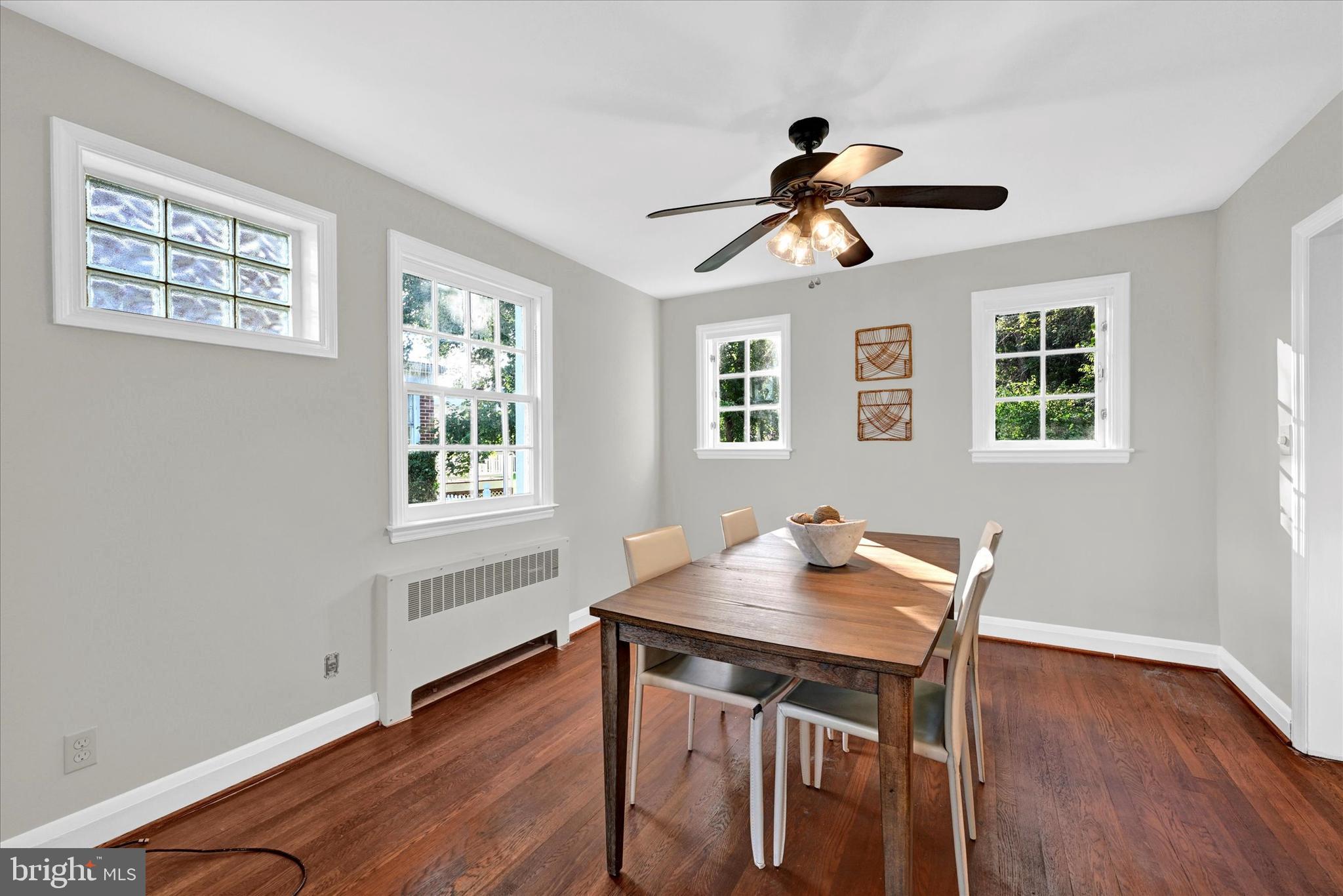 724 West Hills Road Baltimore, MD 21229 - Photo 10 of 42