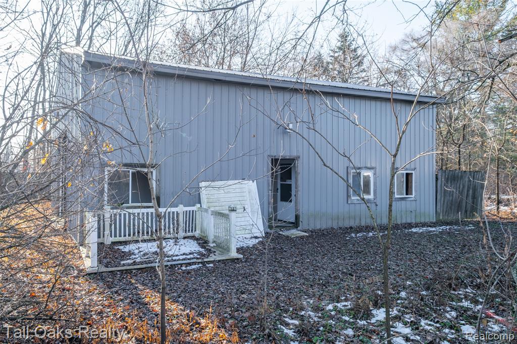 6054 East Pierson Road Flint, MI 48506 - Photo 10 of 38