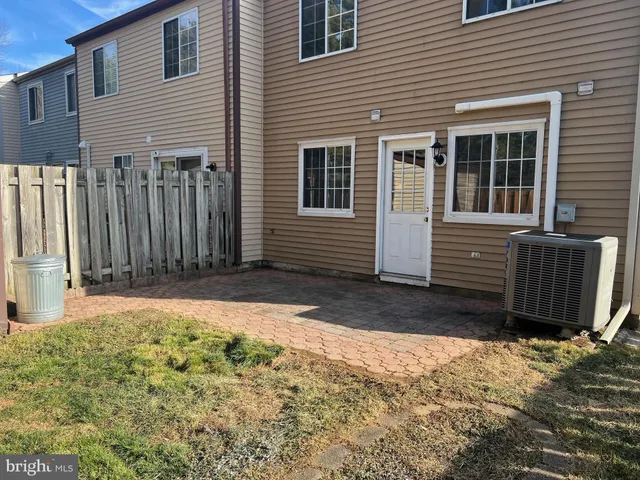 $1,900 | 132 Savannah Court, Walkersville, MD 21793