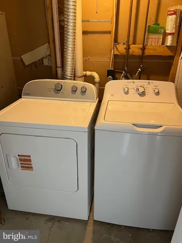 $1,900 | 132 Savannah Court, Walkersville, MD 21793