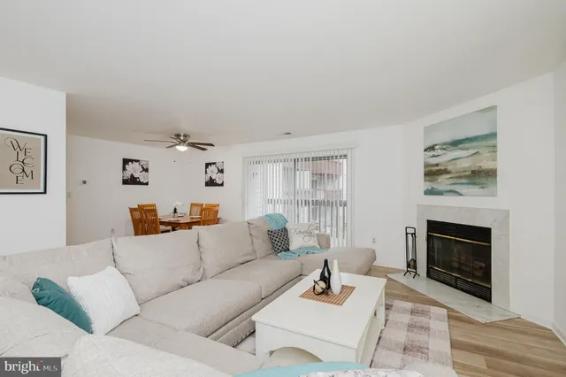 $250,000 | 208 Spring Maiden Court, Unit 203, Glen Burnie, MD 21060