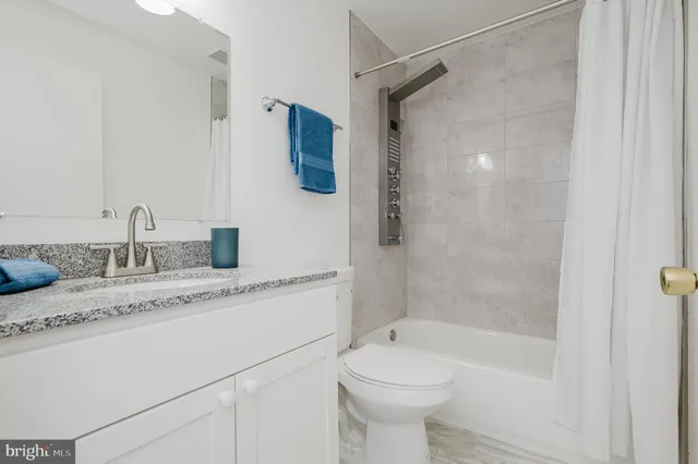 $247,500 | 208 Spring Maiden Court, Unit 203, Glen Burnie, MD 21060