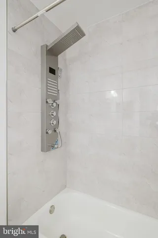 $247,500 | 208 Spring Maiden Court, Unit 203, Glen Burnie, MD 21060