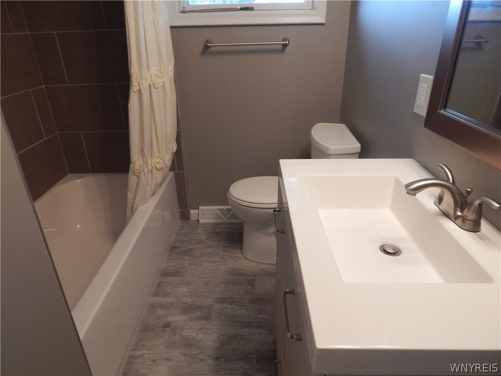 966 Delaware Road Tonawanda Town, NY 14217 - Photo 17 of 19