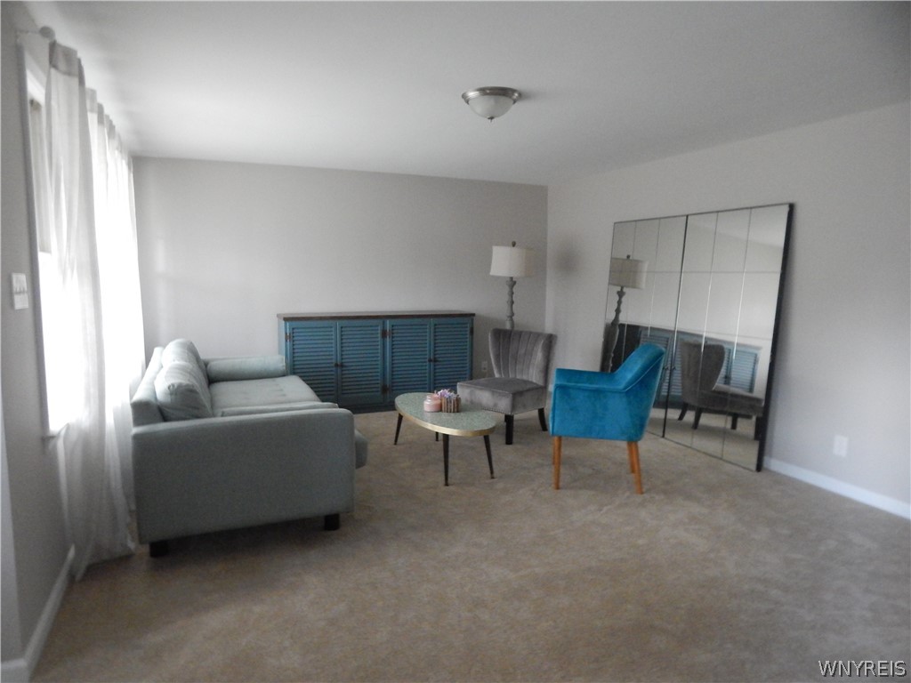 966 Delaware Road Tonawanda Town, NY 14217 - Photo 7 of 19