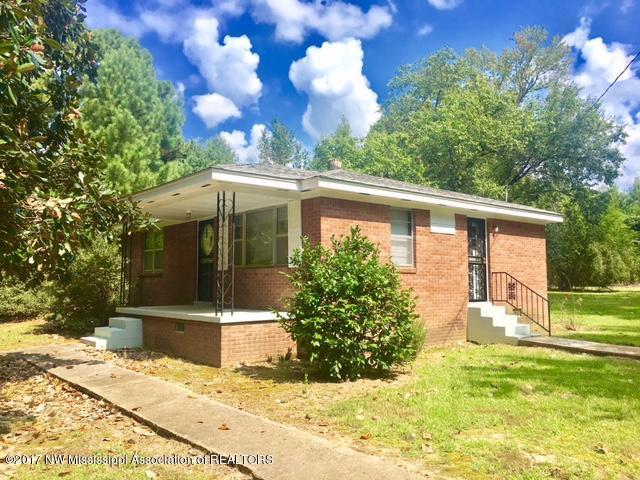 3808 Park Place Road Como, MS 38619 - Photo 1 of 21 FullSizeRender