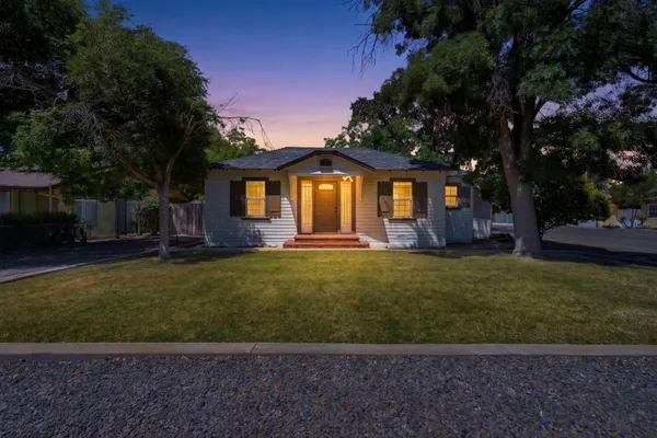 $264,900 | 1730 McKinley Avenue, Hanford, CA 93230