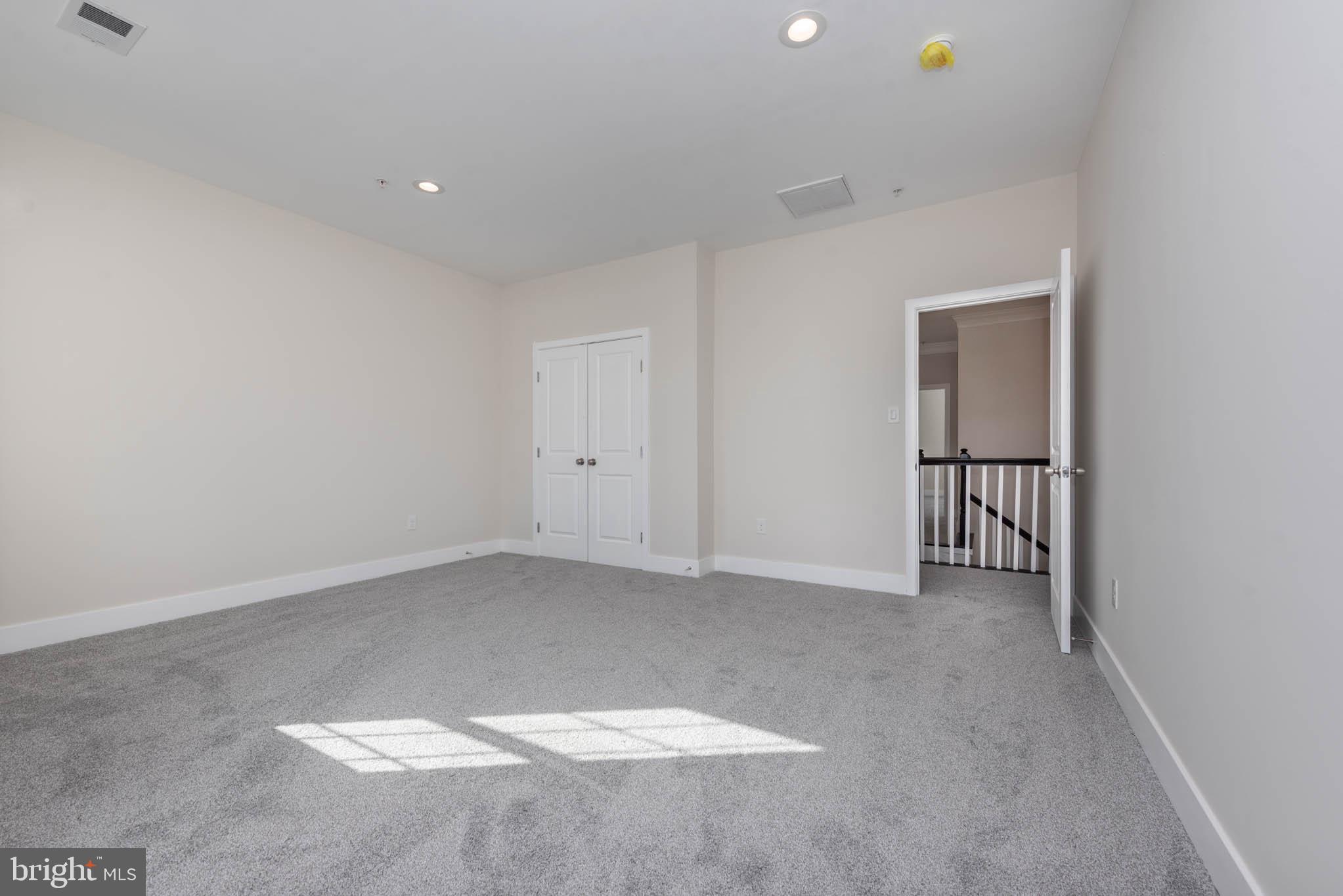 9626 Harford Road Parkville, MD 21234 - Photo 19 of 34 a view of an empty room