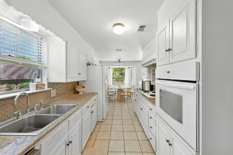 $1,200,000 | 2500 Deerfoot Trail, Austin, TX 78704