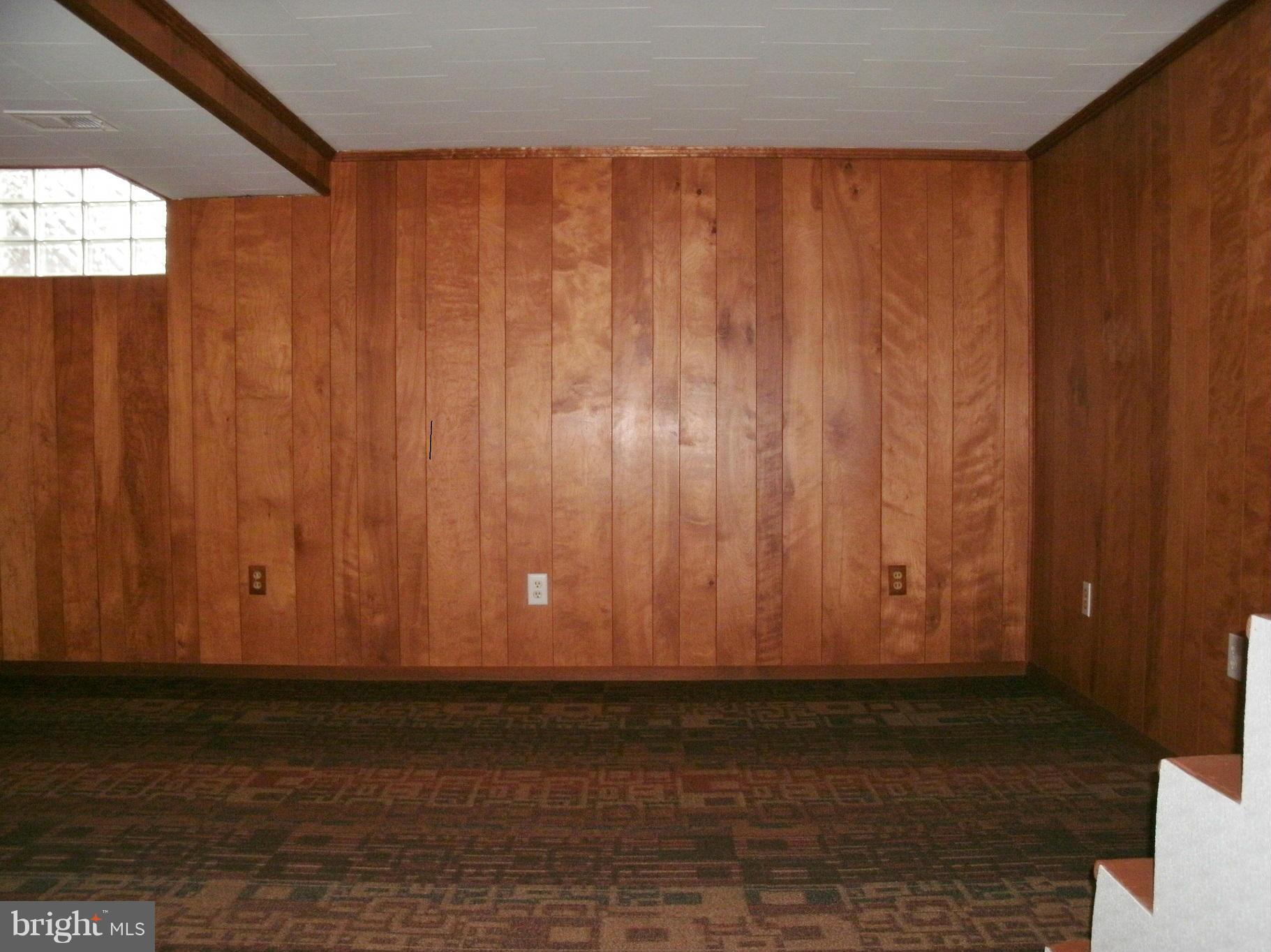 347 Dark Head Road Middle River, MD 21220 - Photo 12 of 14 Carpeted LL Familyroom Space