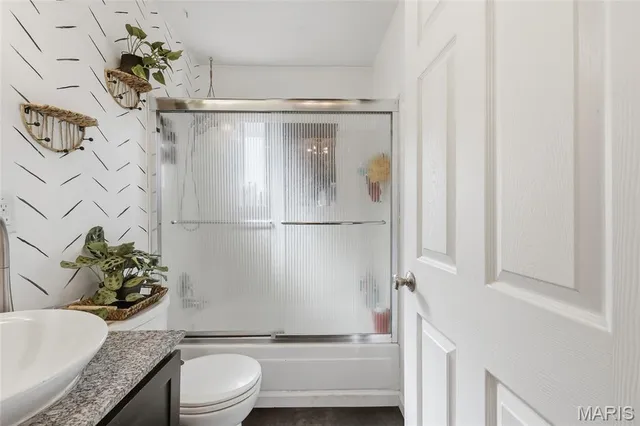 $260,000 | 1262 Kings Trail Lane, Fenton, MO 63026