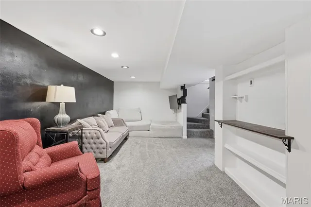 $260,000 | 1262 Kings Trail Lane, Fenton, MO 63026