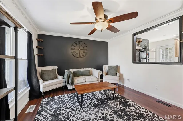 $260,000 | 1262 Kings Trail Lane, Fenton, MO 63026