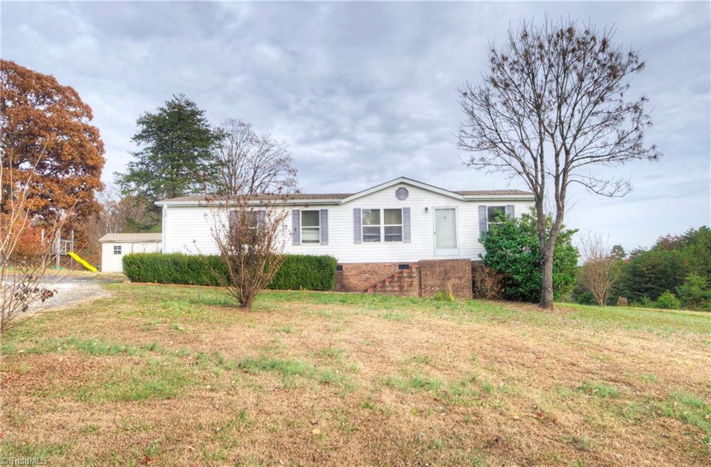 251 Floyd Road Eden, NC 27288 - Photo 1 of 28 Gallery Image 1