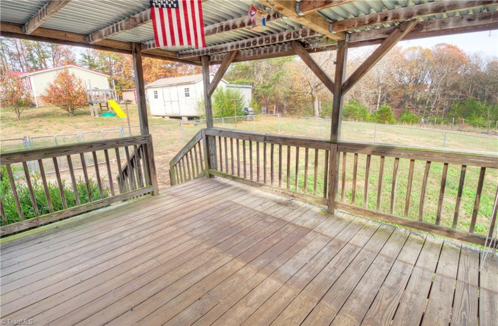 251 Floyd Road Eden, NC 27288 - Photo 20 of 28 Gallery Image 20