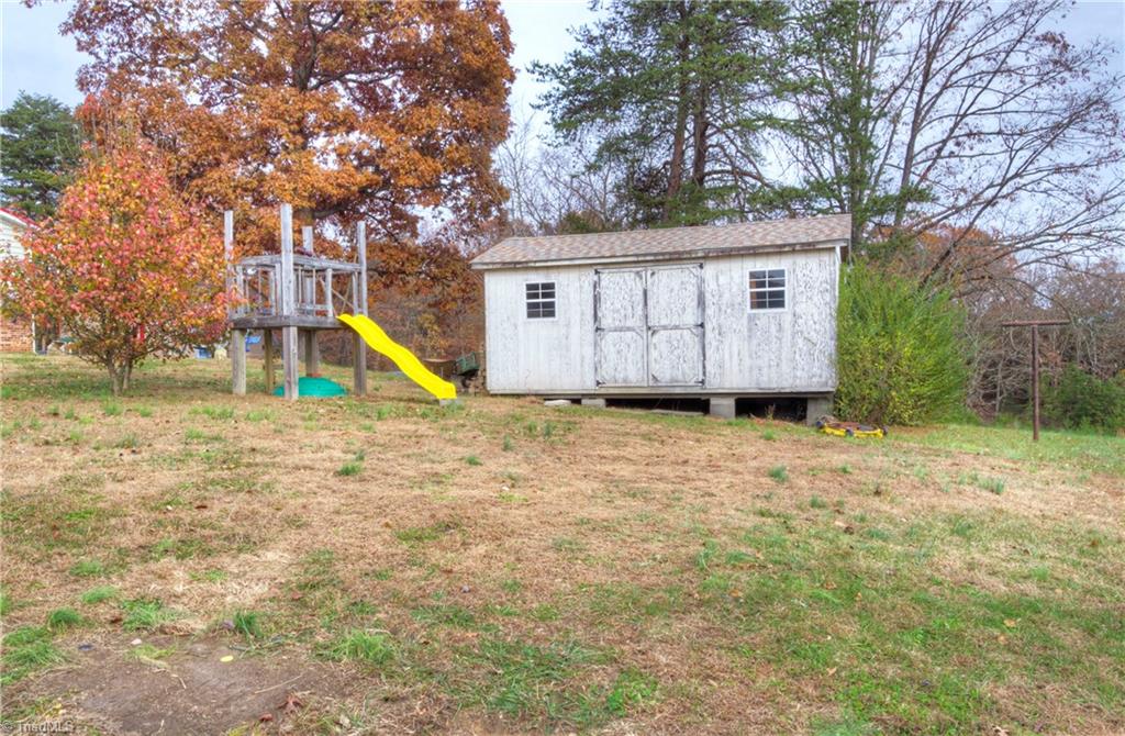 251 Floyd Road Eden, NC 27288 - Photo 24 of 28 Gallery Image 24