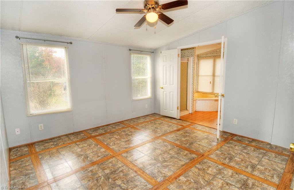 251 Floyd Road Eden, NC 27288 - Photo 9 of 28 Gallery Image 9