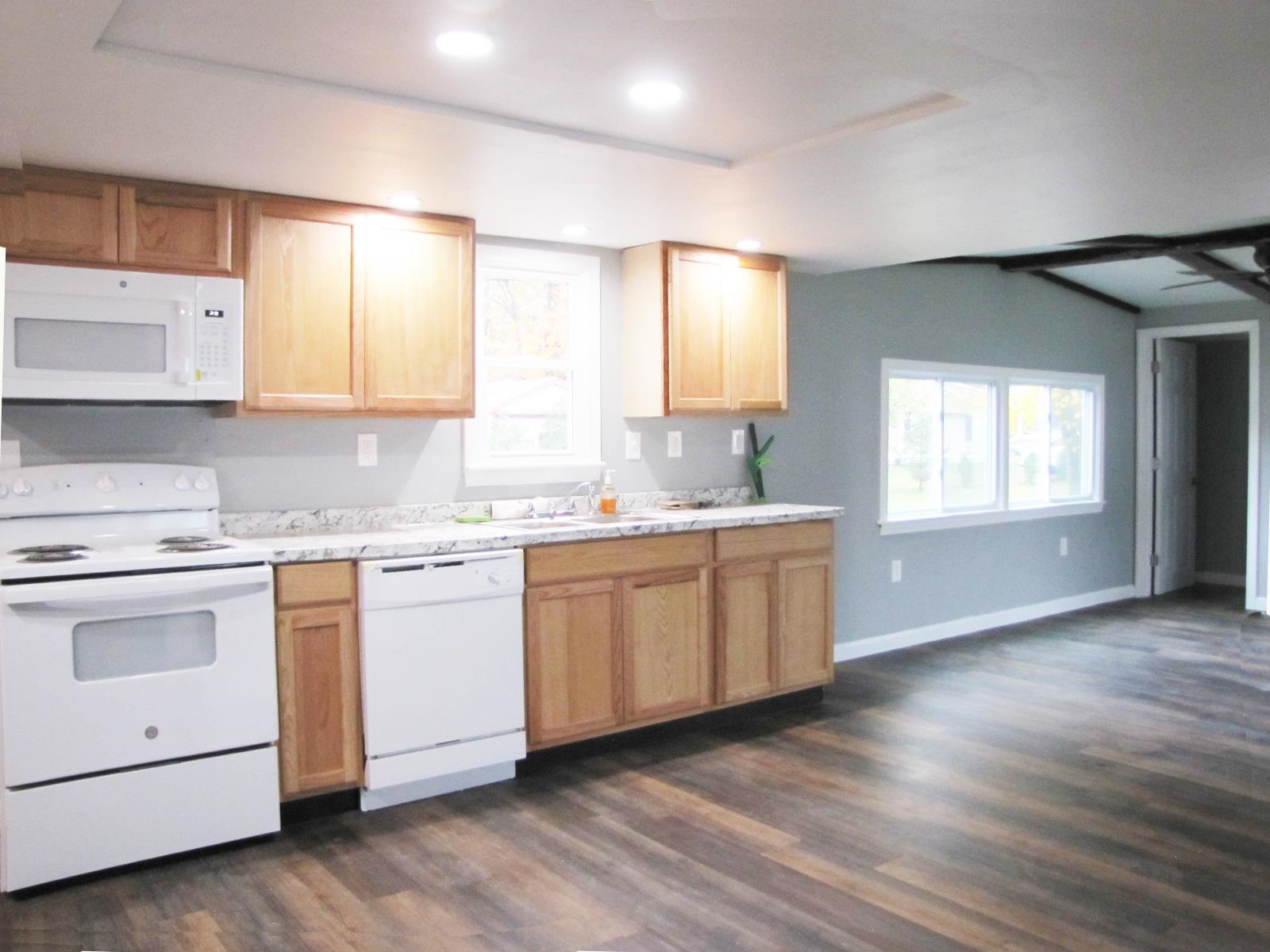 2 Morton Street Exeter, NH 03833 - Photo 3 of 32 Gallery Image 3
