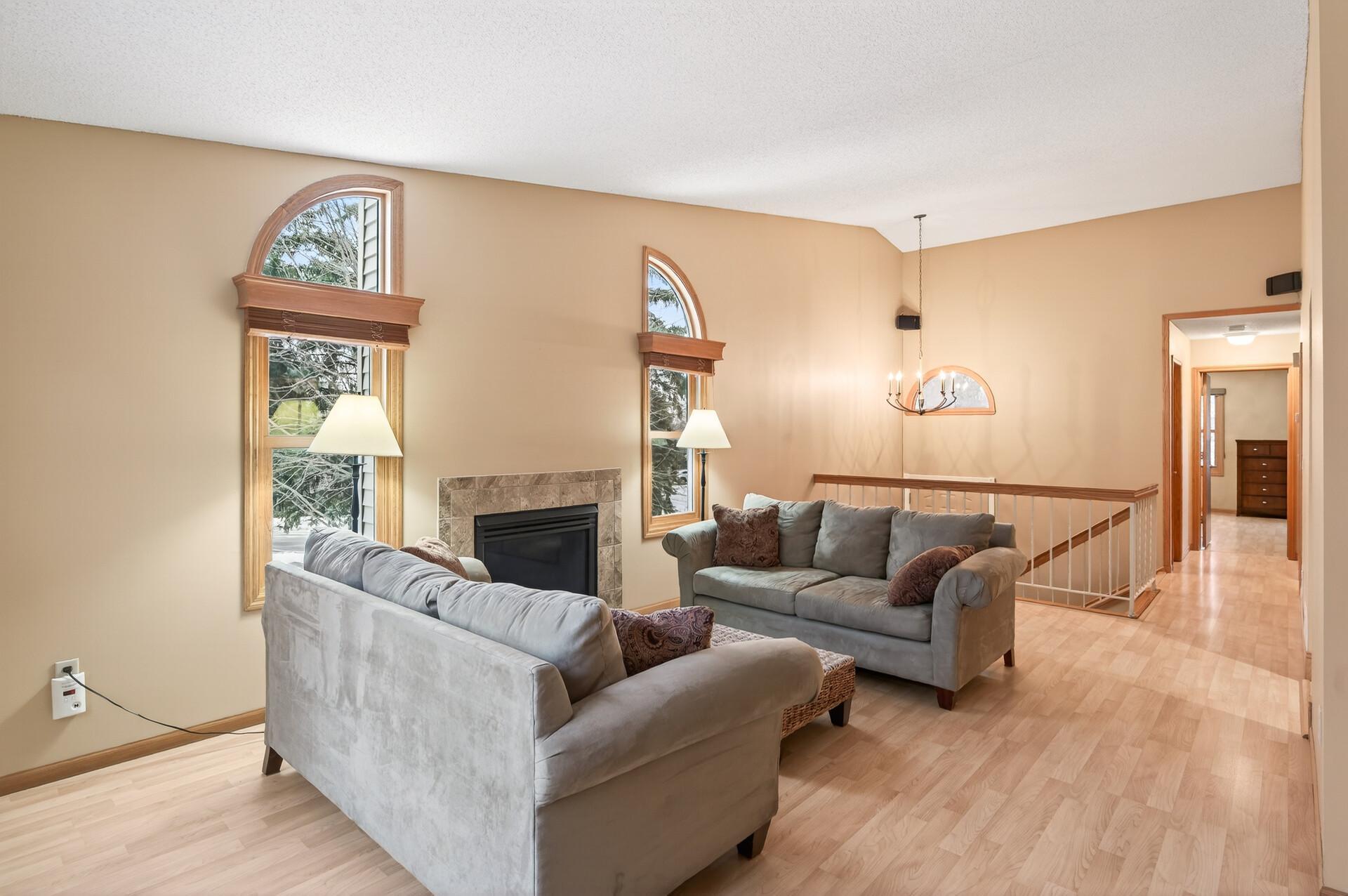 4249 Boulder Ridge Point Eagan, MN 55122 - Photo 3 of 23