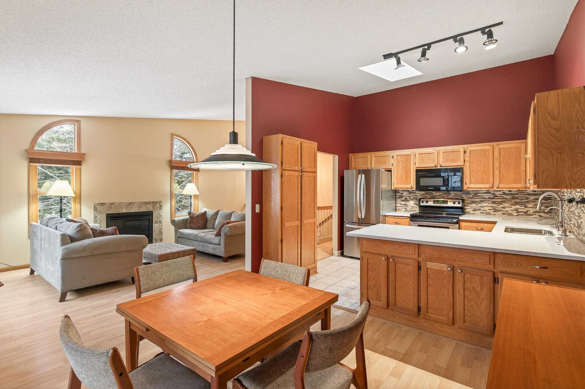 4249 Boulder Ridge Point Eagan, MN 55122 - Photo 4 of 23