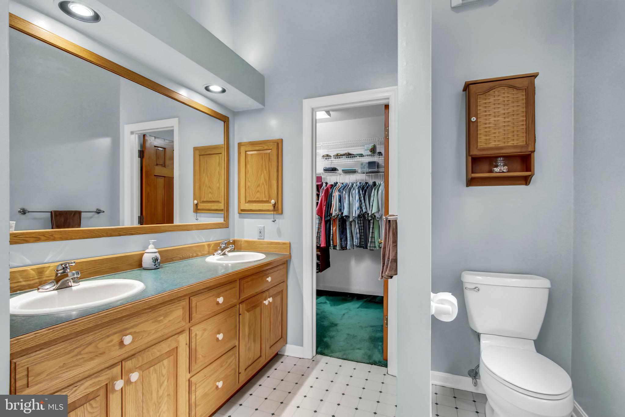 4 Silver Mine Road Conestoga, PA 17516 - Photo 19 of 39 Master Bathroom